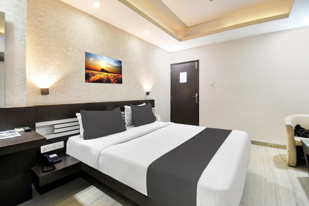 OYO 11639 Hotel Accord