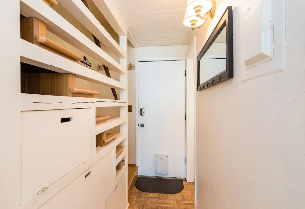 Vail Loft Near Year-Round Attractions by RedAwning