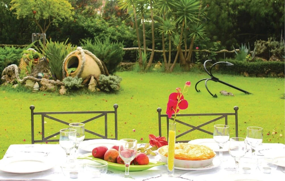Nice Home in Mikra Mantineia With Wifi and 4 Bedrooms