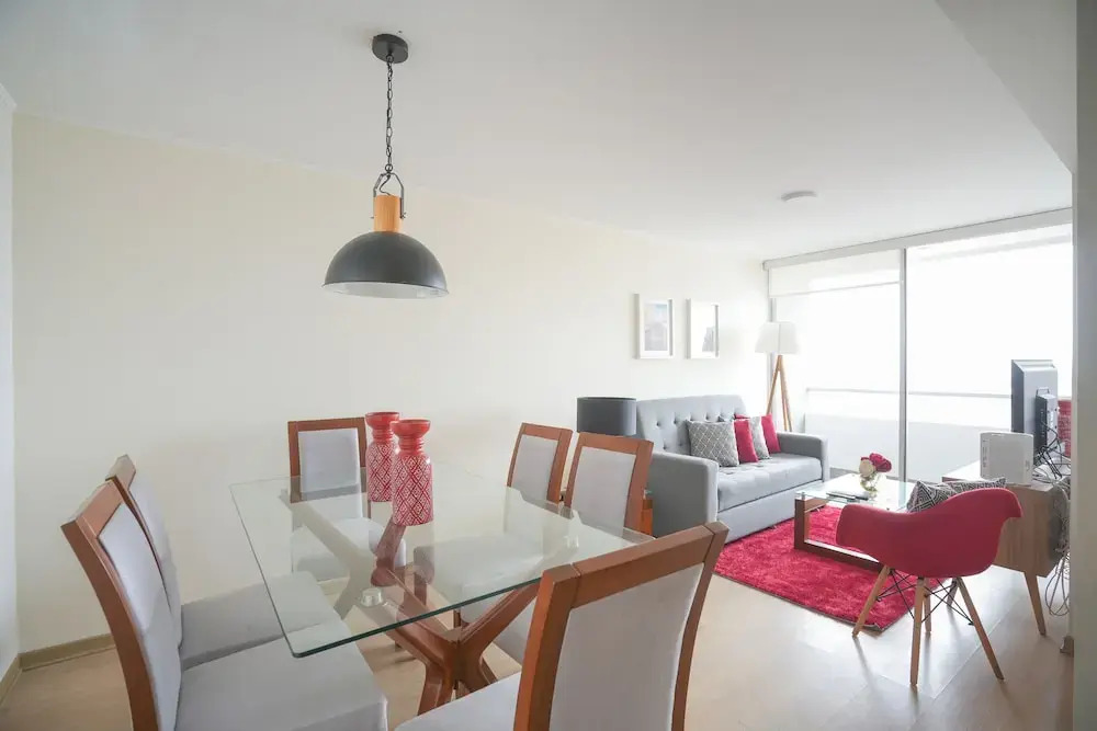 GLOBALSTAY. Martino 2BR Apartments. Sea View, Pool, Gym, BBQ