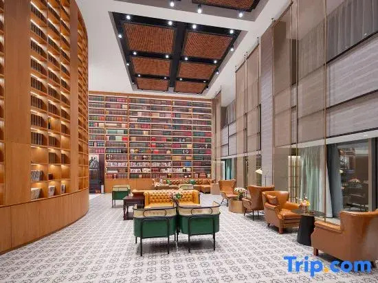 James Joyce Coffetel Hotel (Zhaoqing Qixingyan East Gate Square)