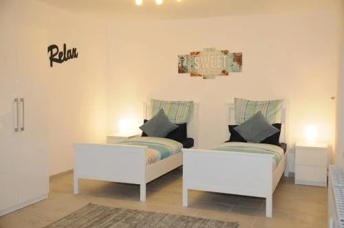 DiBeKa Apartments Kln Messe