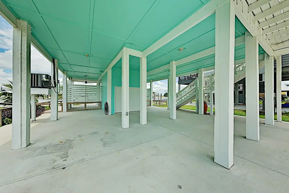 New Waterfront : Salt Lake & Copano Bay Views! 2 Bedroom Home