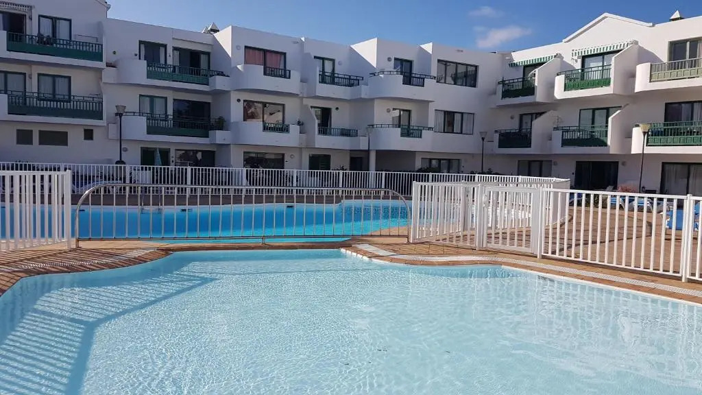 Lanzarote-Beach-Apartment, Las Cucharas Beach, Costa Teguise -- 1 MINUTE WALK FROM MAIN SQUARE, 35 METERS FROM BEACH