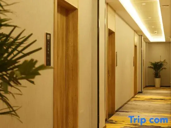 Yijia 365 Chain Hotel (Jingxin Street Store, Jingxian County)