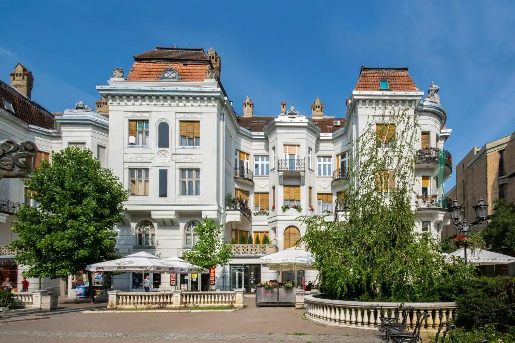Apartment City center