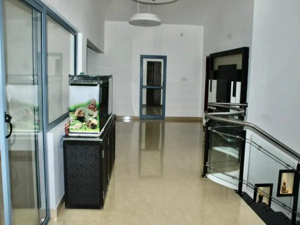 Saffronstays The Periaheights
