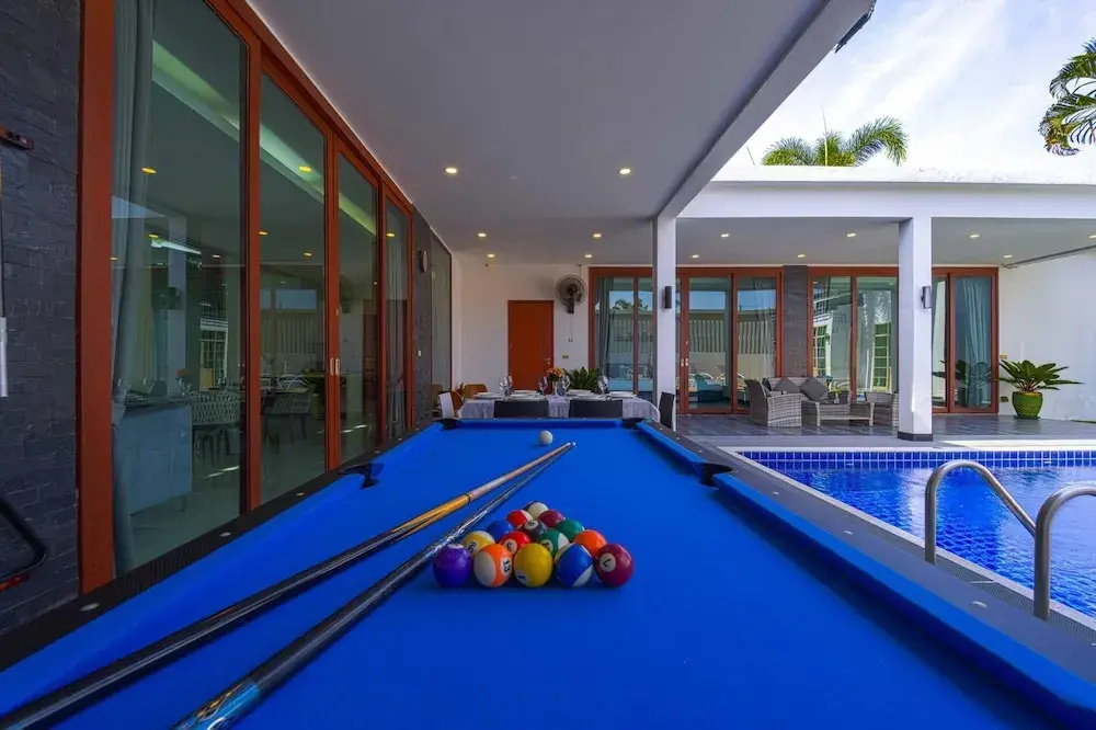 Beautiful 4-Bedroom Pool Villa - BL9