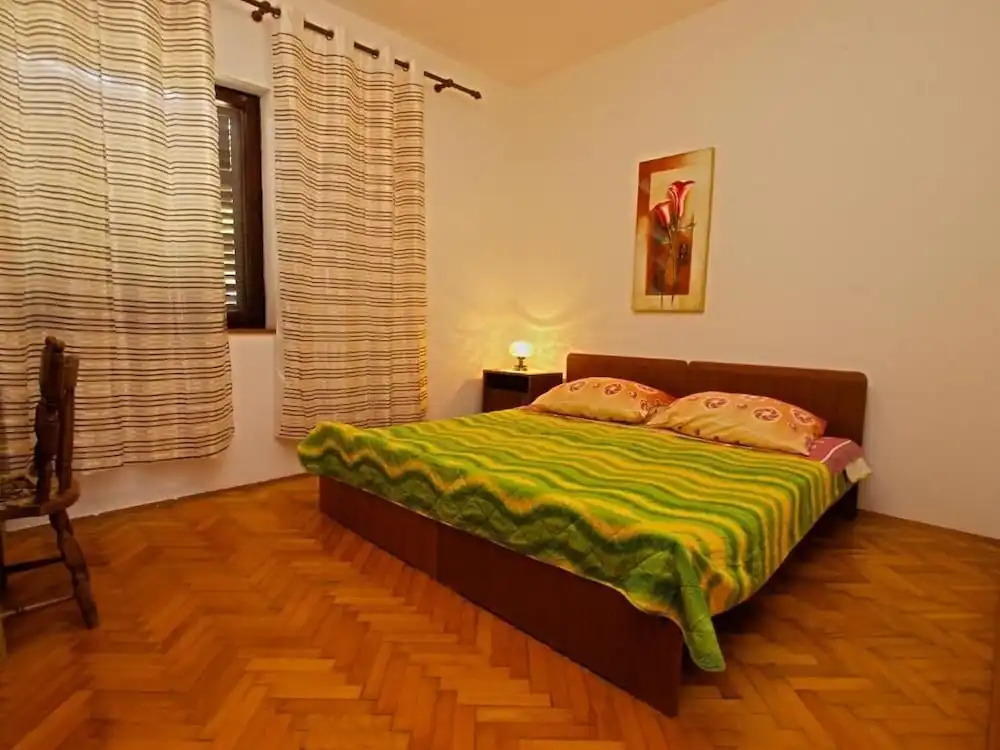 Cozy Apartment in Peroj With Terrace