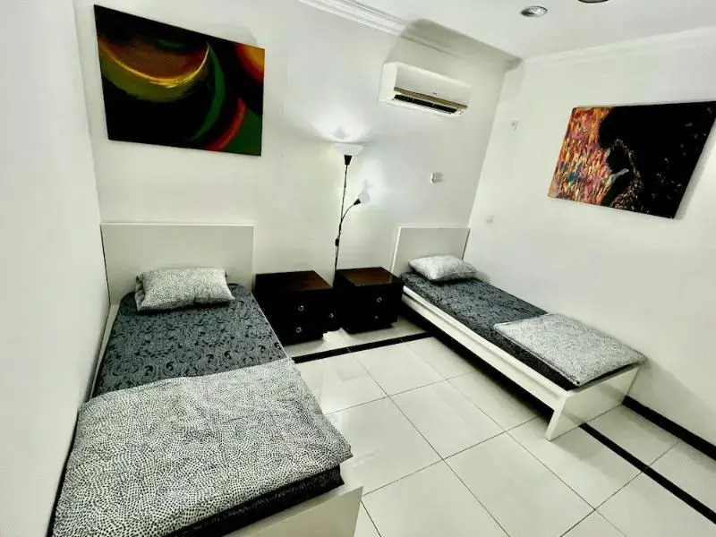 Al Khor Hostel