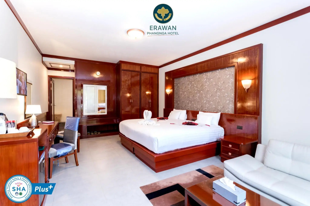 Erawan Phangnga Hotel, Natai Beach