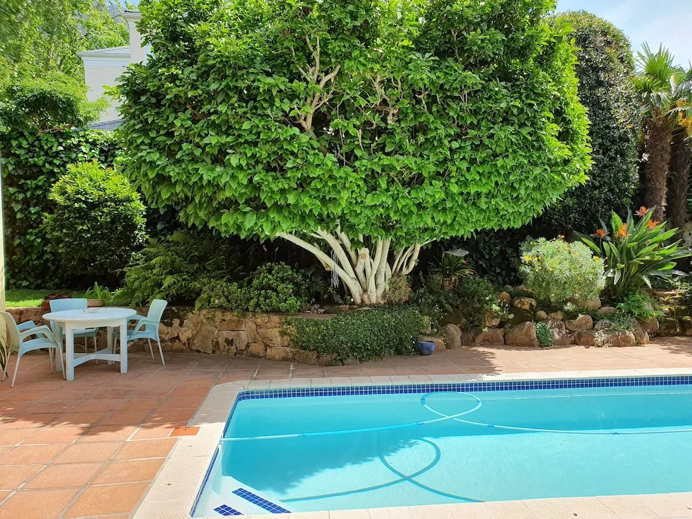 On Pinewood Guest House