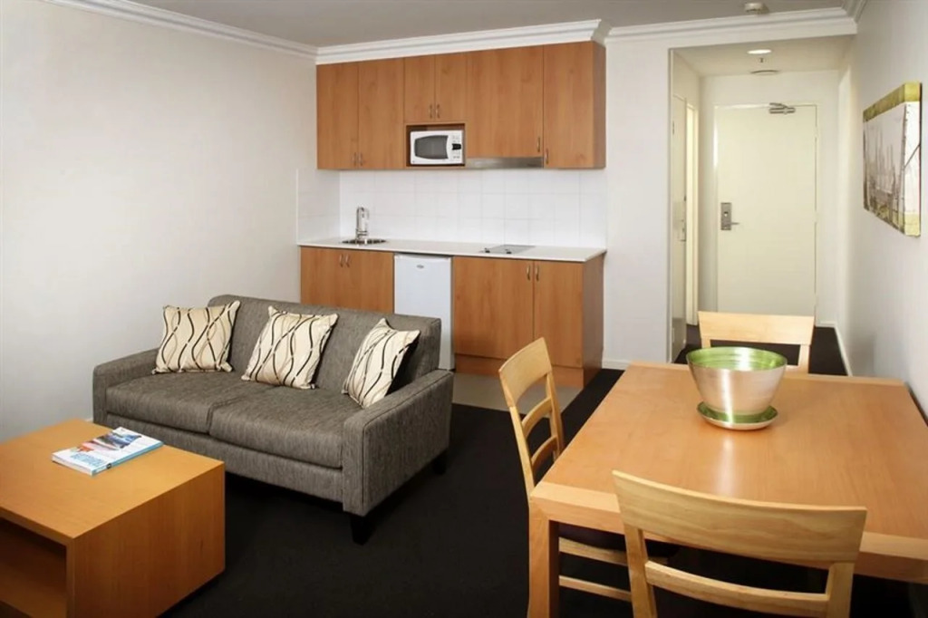 Oaks Perth Hotel