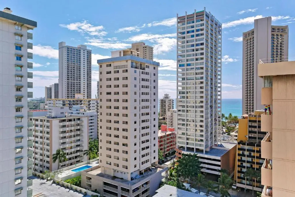 Waikiki Skytower #1803