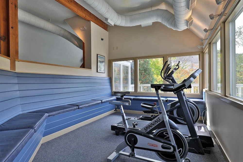 Beautiful 2br/2ba Fall Line Condo W/ Mountain Views, Pool, Hot Tub, Sauna, Shuttle. G6b 2 Bedroom Condo