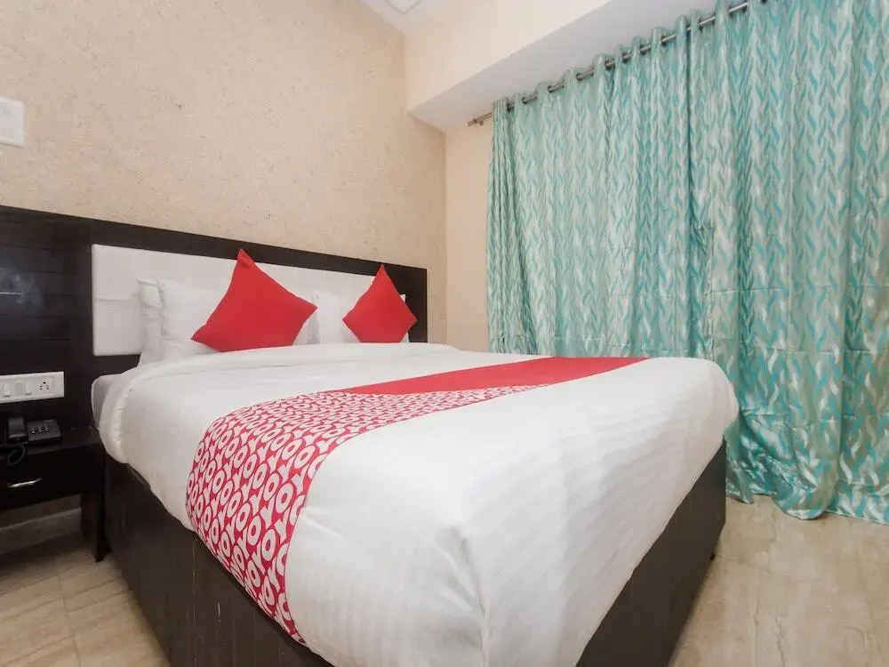 Hotel Arya Residency Rabale