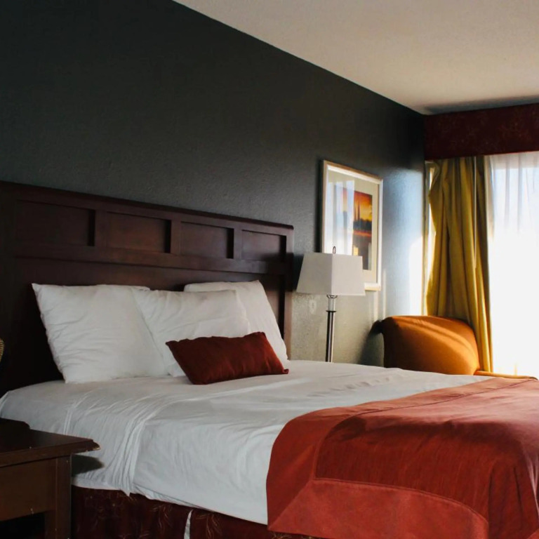 LA VISTA INN
