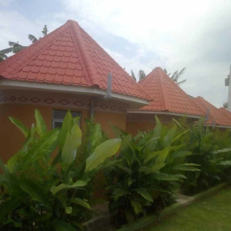 Okapi Hotel