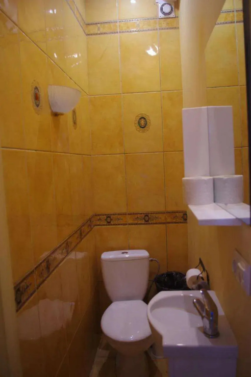 Villand Hotel with Free Private Parking and Self Check In