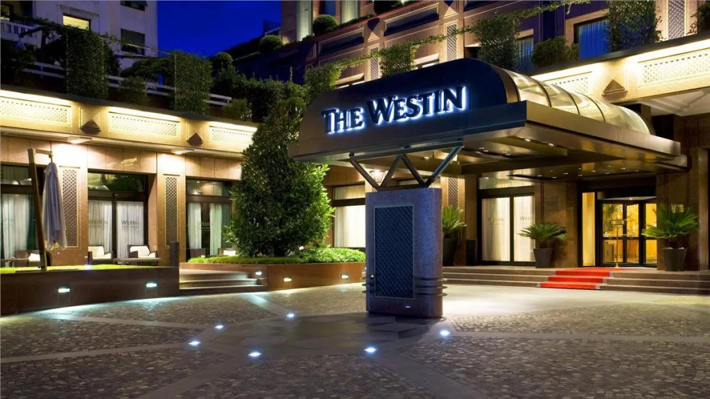 Отель The Westin Palace, Milan