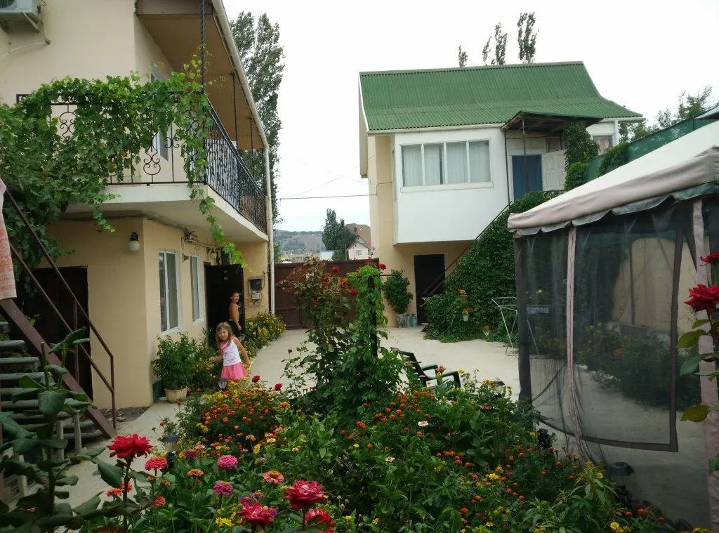 Anna Guest House