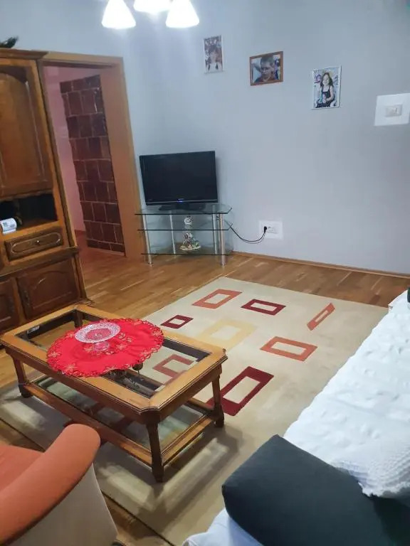 Apartament Strada Trandafirilor