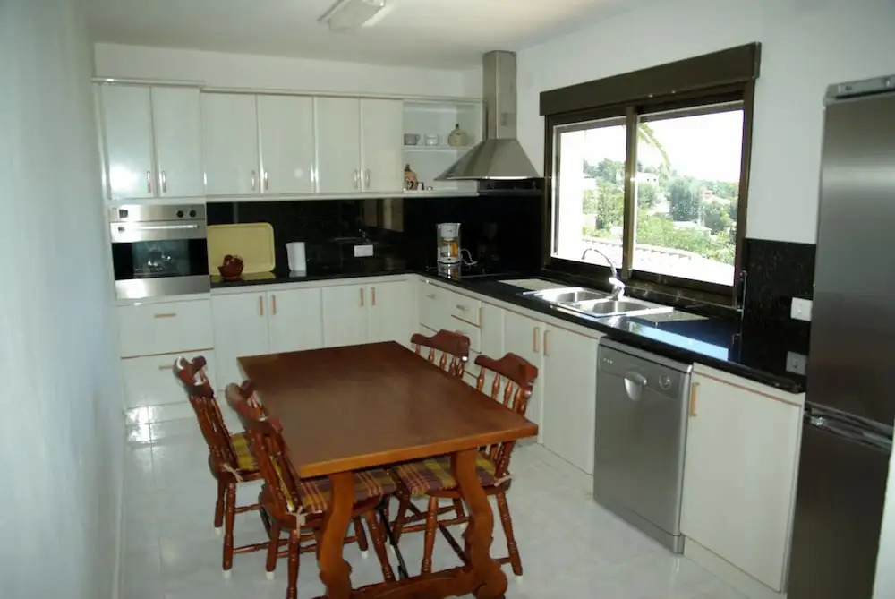Villa June
