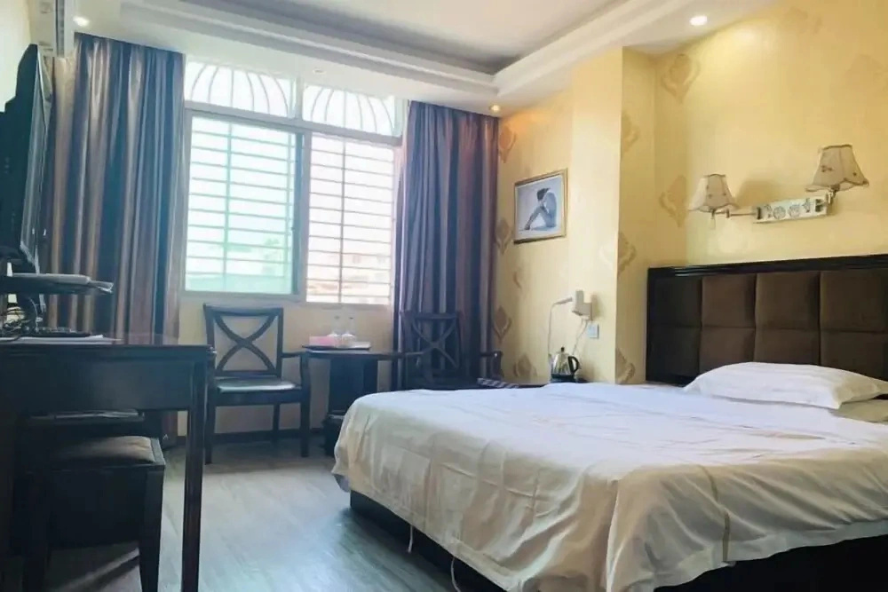 Yuanfeng Hotel