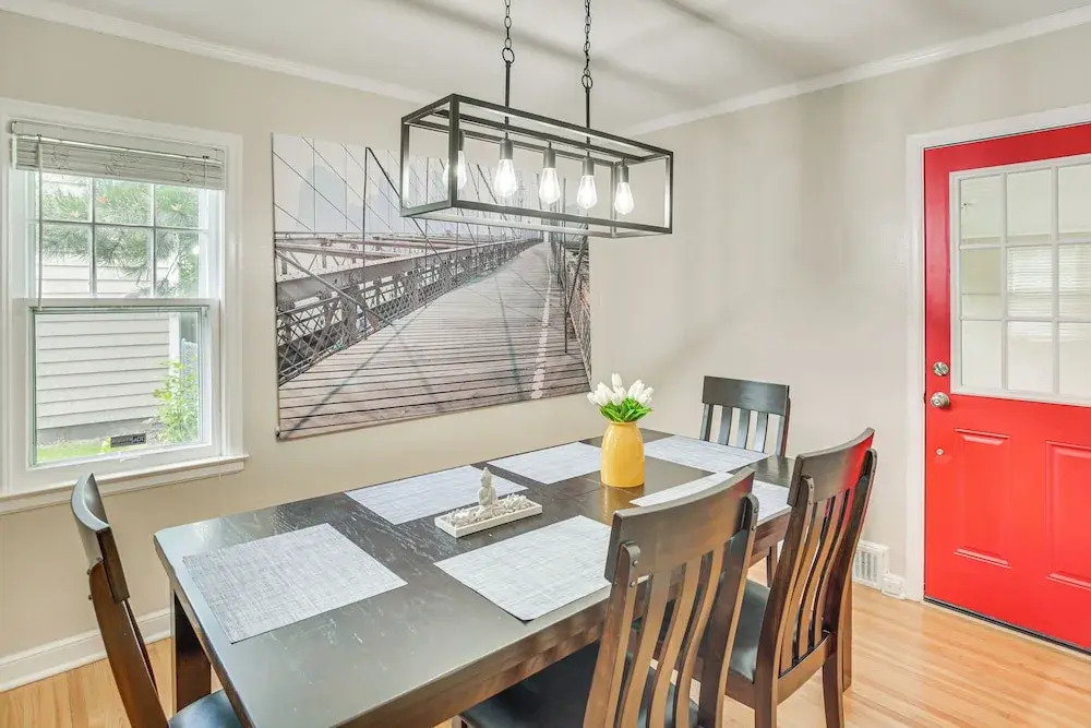 Charming Saint Paul Retreat: 7 Mi to Downtown!