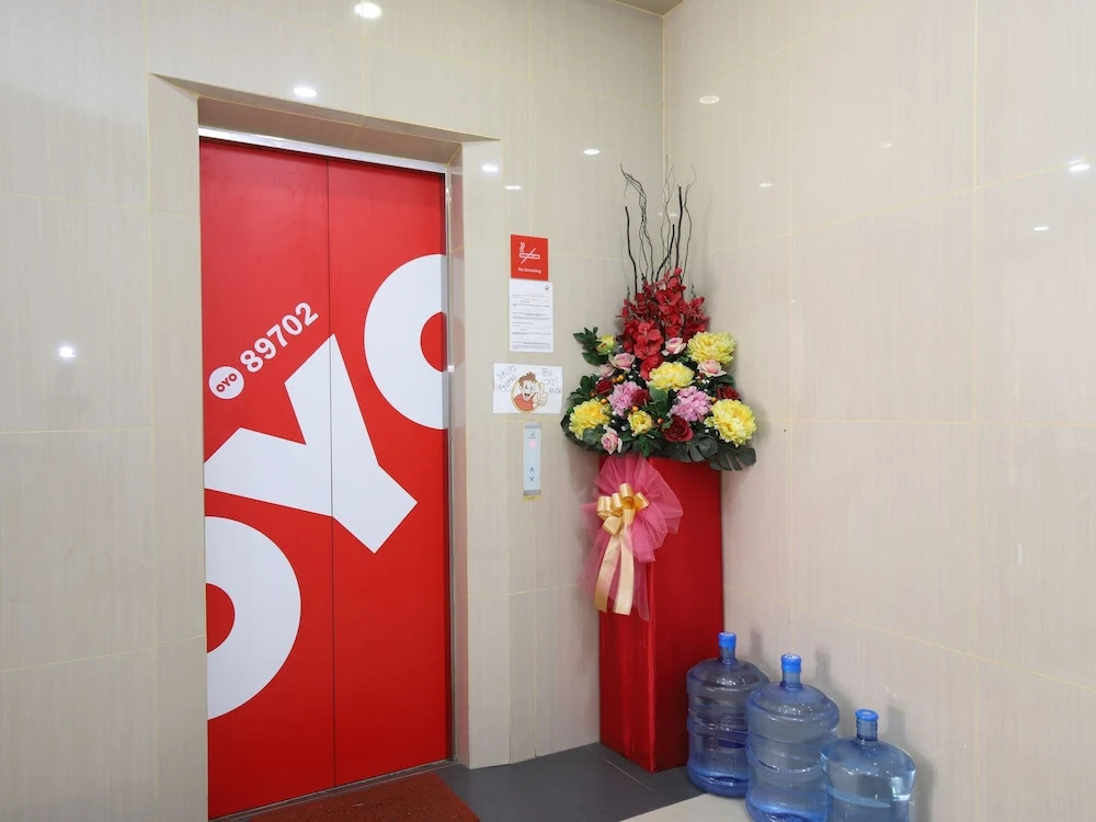 OYO 89702 Md Hotel Masai