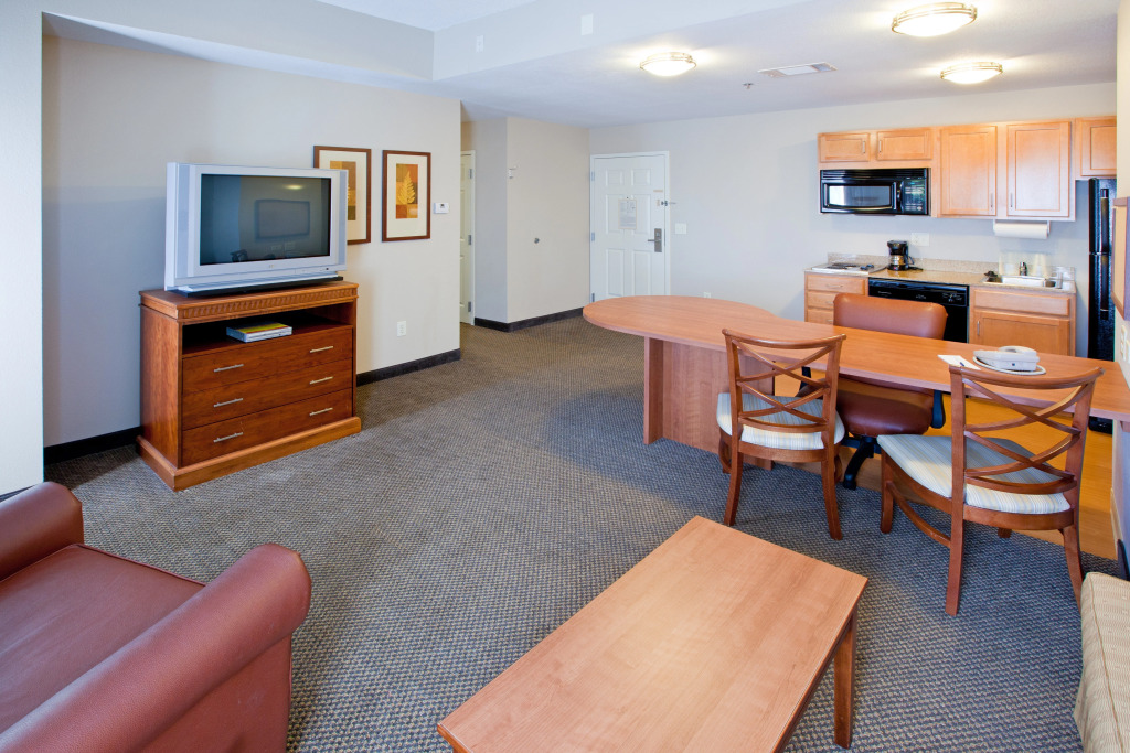 Candlewood Suites Indianapolis Downtown Medical District by IHG