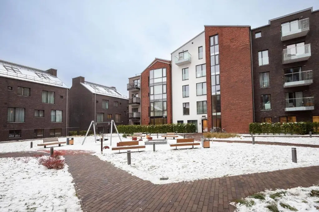 #stayhere - Brand New & Ultra Modern 2BDR Upscale Neighbourhood Paupys
