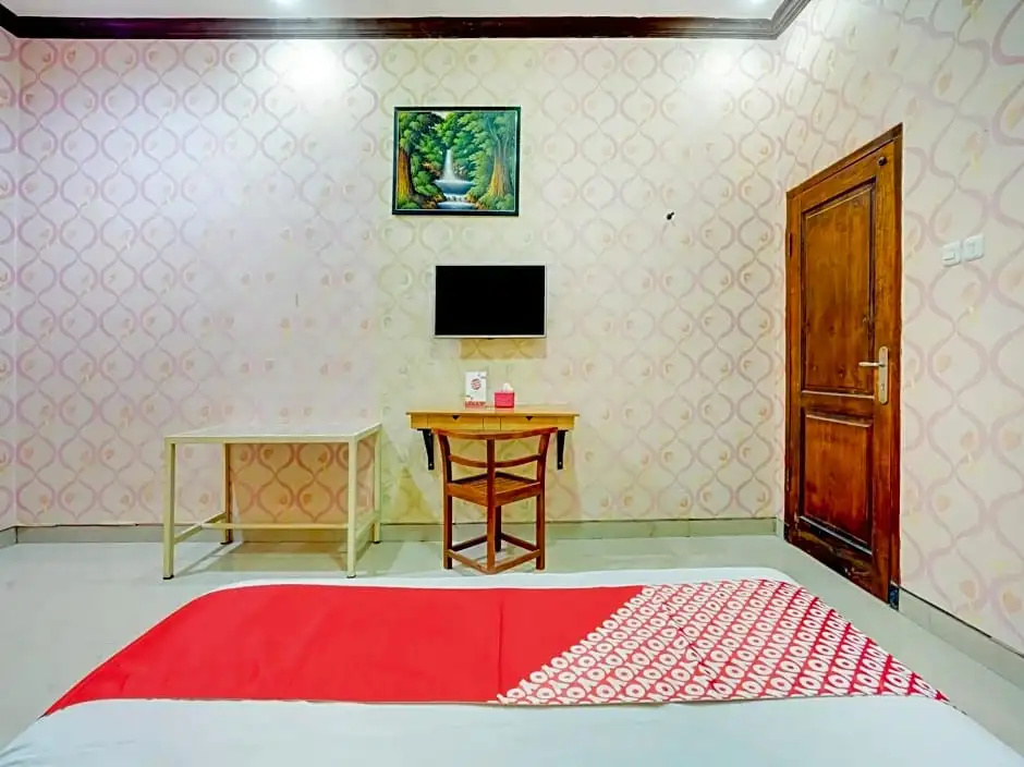 OYO 90088 Hotel Mandiri Juanda