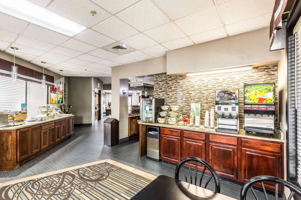 Quality Inn West Plains