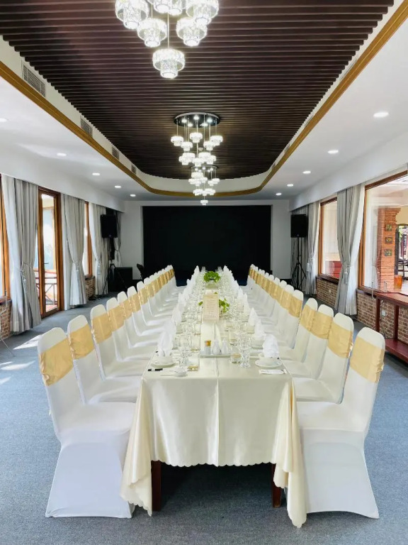 Phuong Nam Resort