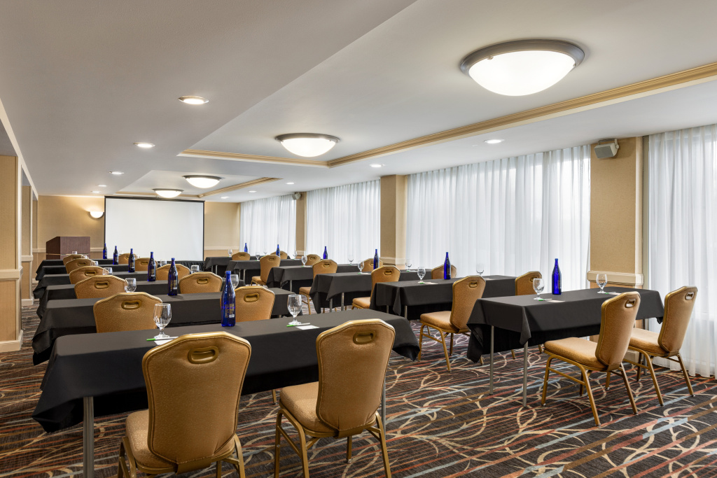 Holiday Inn Gaithersburg by IHG