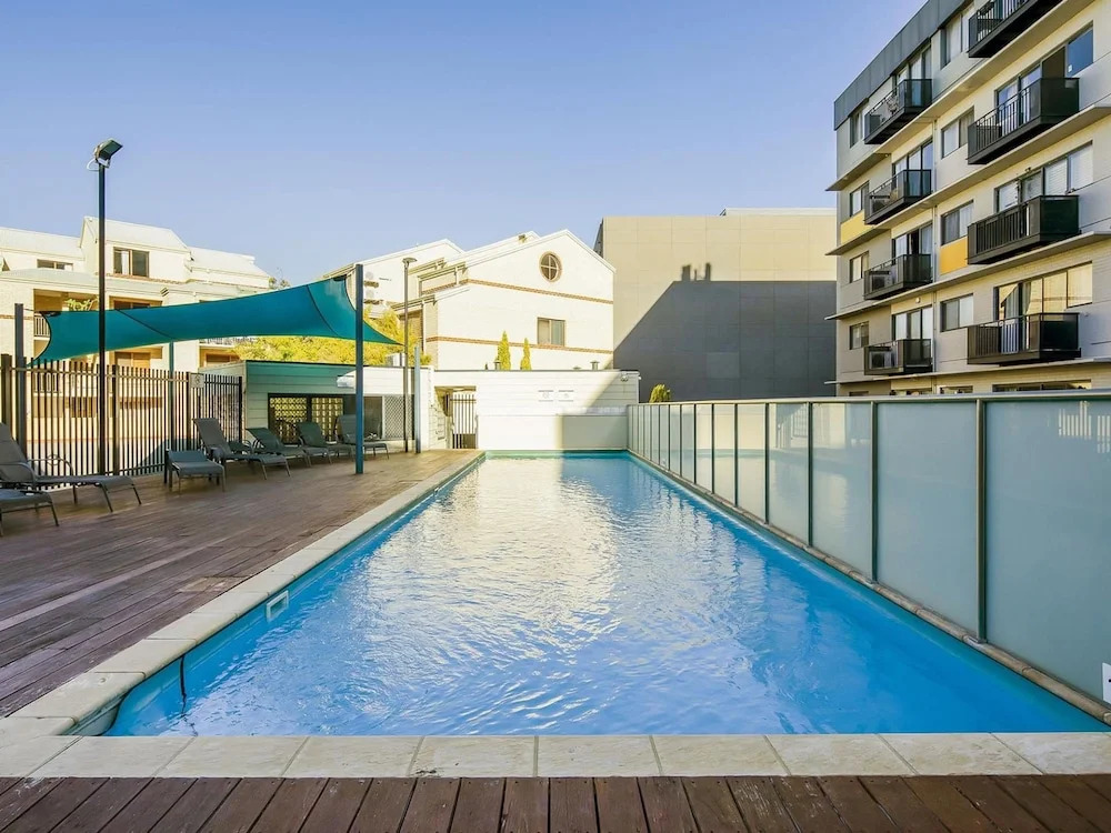 Luxury East Perth - Sleeps 2 - Superior Wifi