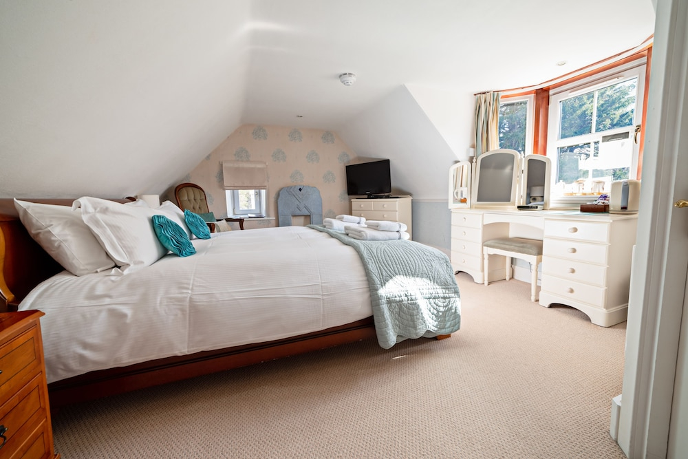 The Rowan Tree Country Hotel