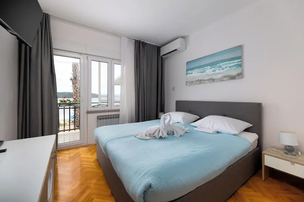 Apartments Ocrux