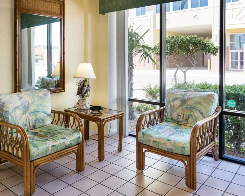 Hotel Ocean27 Oceanfront