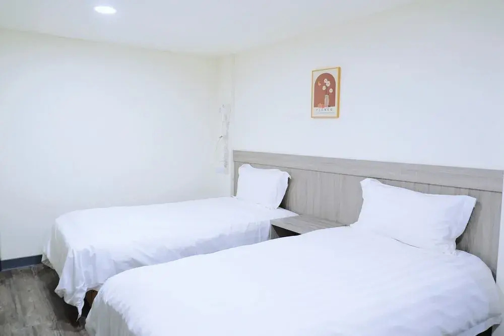 Yoai Mountain Roam Hotel