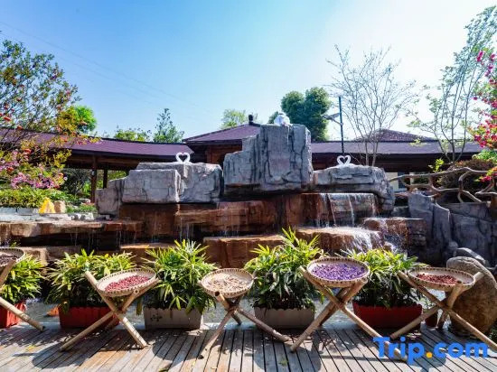 Wanxiang Hot Spring Holiday Hotel