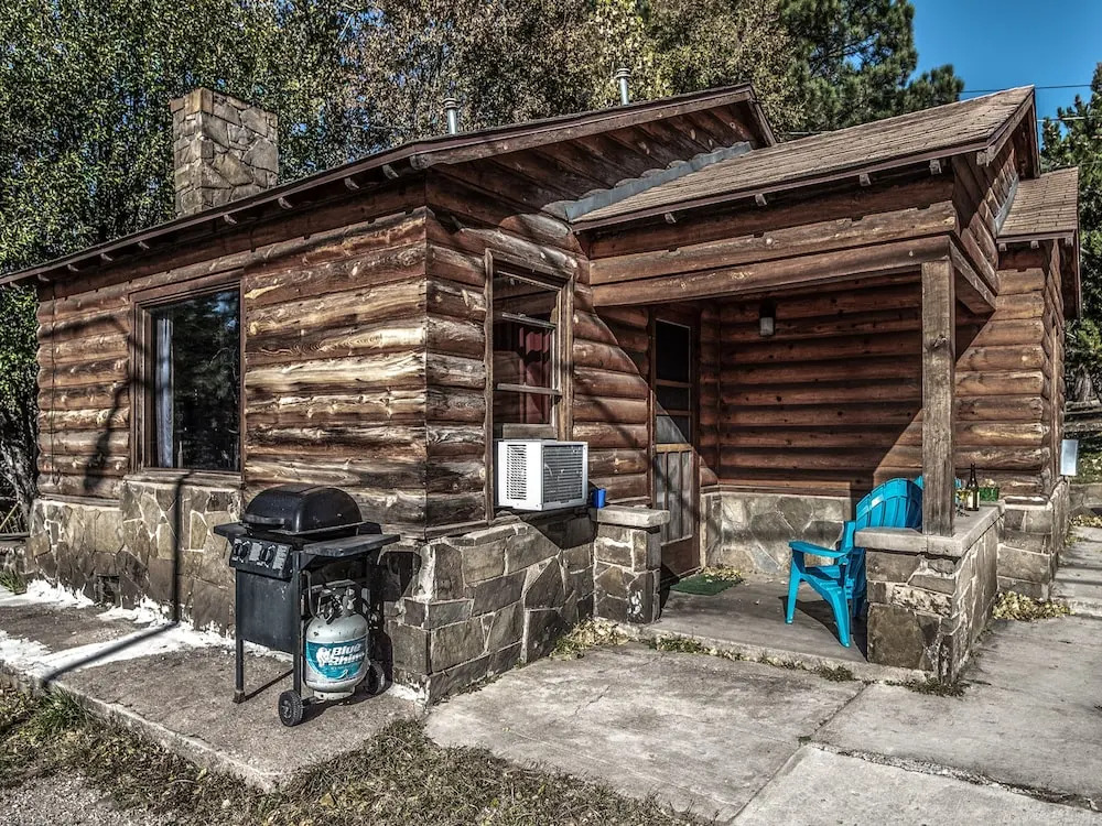 Country Cabin by Vtrips