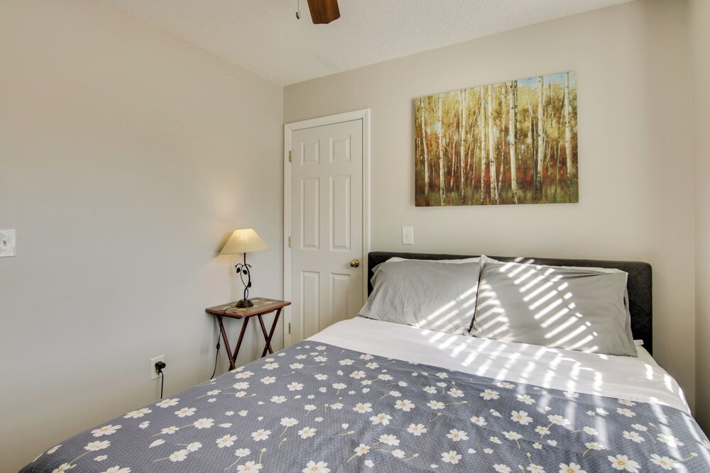 Quiet Oasis in Charlotte! Home Near Uncc Campus