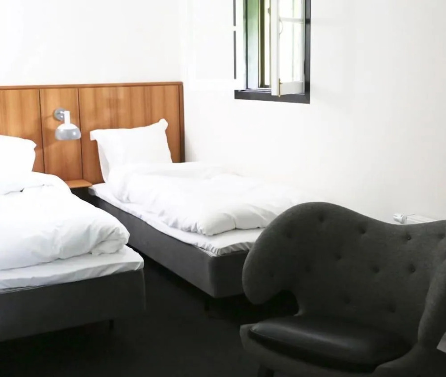 House of Finn Juhl Hakuba