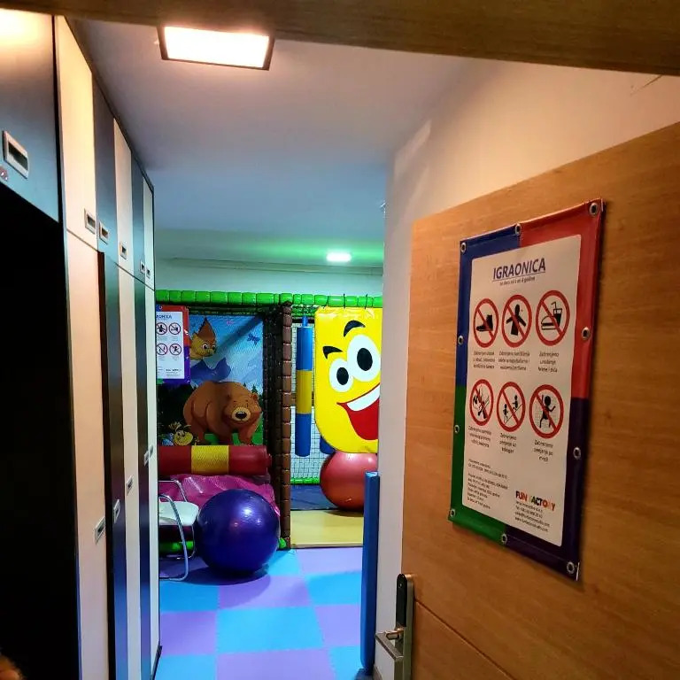 LUX STUDIO 1505 Apart Hotel Zoned II