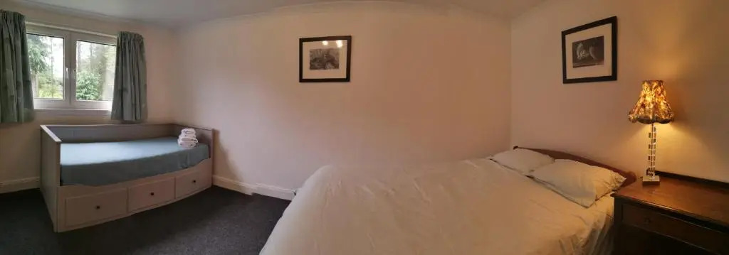 Relax in a 1 Bedroom Apartment near a country Pub