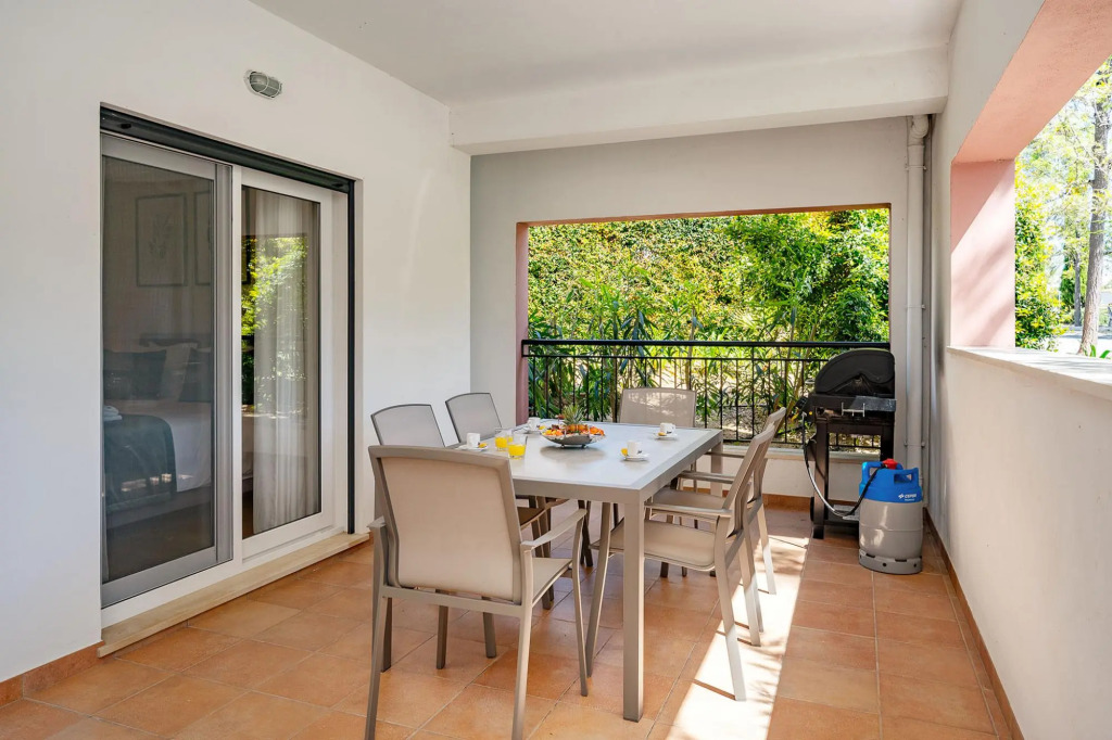 Modern Cabanas de Tavira Apartment Ideal Homes