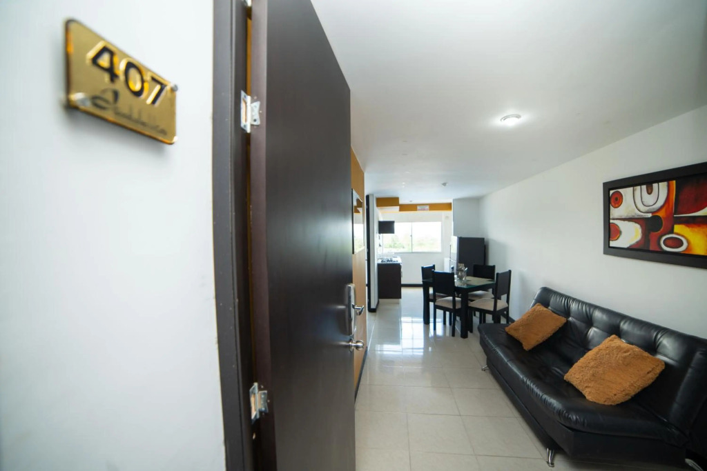 Apartamento con Parqueadero Piscinas y Wifi en Montenegro a 5 min del Parque del Café