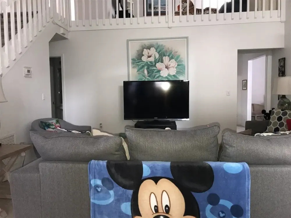 3 Bedroom Home With Private Screened Pool With Rock Waterfall Feature and Gameroom by Florida Dream Homes